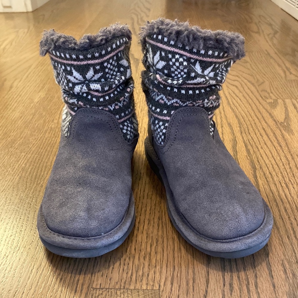 BearPaw kids boots